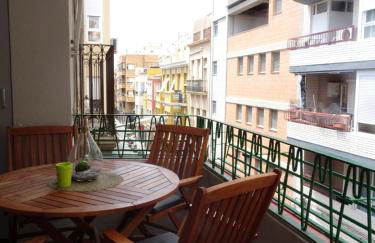 Diseño y confort en el centro de Alicante - Foto 8