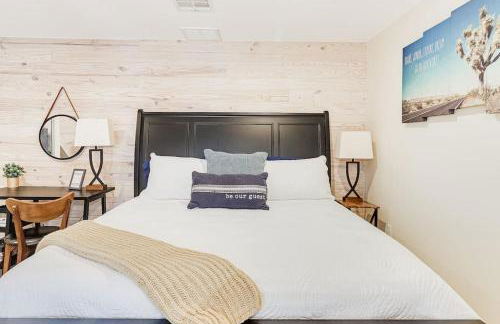 Palm Studio Apartment near Lake Hollingworth - Foto 5