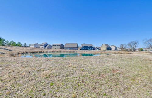 Stay and Play Spacious Concord Townhome Near Uptown - Foto 26