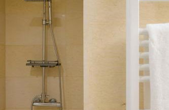 SONIA Travels - Photo 30