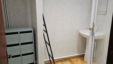 Rez-de-jardin appartement 1 chambre Guéret - Foto 3