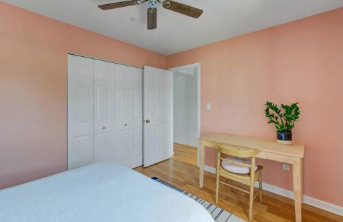 Walk to the Beach! Beach Passes | Games I King Bed - Foto 6