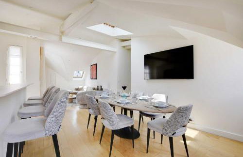 Apt a c 3BR 6P - Saint-Lazare Les Champs Elysée - Foto 6