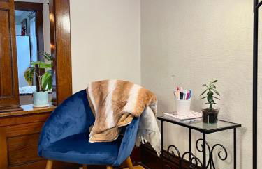 Charming Centrally Located Duplex with Parking - Foto 11