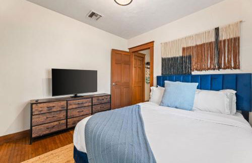 Bright Coastal Escape 4 Bedroom 2 Bath Near CSULB Long Beach Airport and Beach - Foto 14