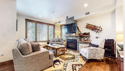 Mammoth Reservations - Photo 5