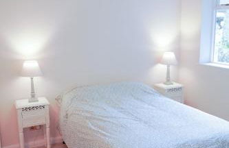 Tranquil Cottage & Garden by Esher Train Station - Foto 16