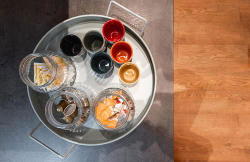 3min Walk Malasana - Trendy Cafes and Tapas Street - Photo 25