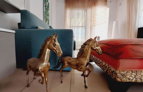 House with a tropical garden - Foto 32