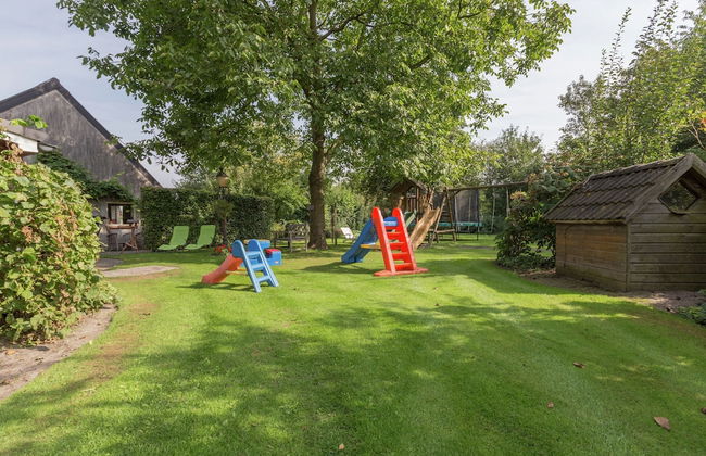 Cosy Vacation Home With a Garden - Foto 24