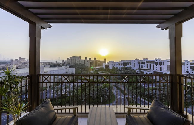 Maison Privee - Exclusive Luxury 3BR Apt with scenic views of Burj Al Arab - Foto 24