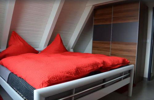 Ferienhaus in Waldkatzenbach modern & renoviert - Foto 9