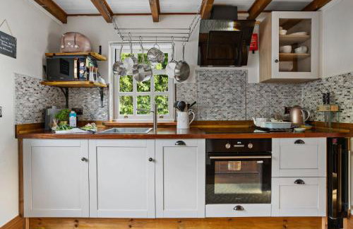 Beryas Cottage - Fireplace - Free Parking & WiFi - Pet Allowed - Foto 4