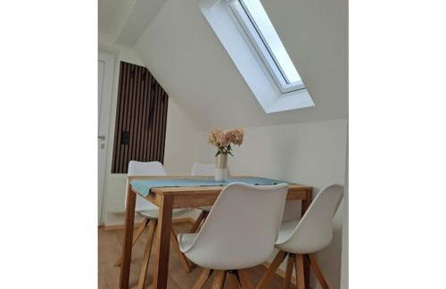 Holiday home in Oelsnitz with swimming pool - Foto 9