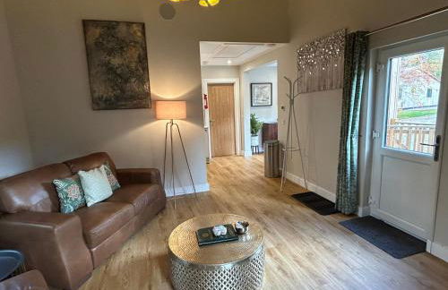 Breckland Lodge 2 with Hot Tub - Foto 21