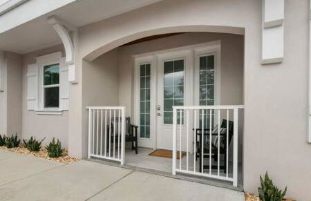 NEW! Canopy Cove, Luxury Downtown Apartment Near Main St - Foto 18