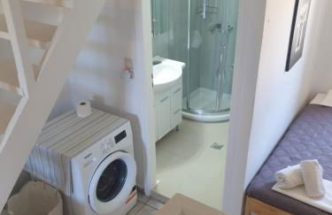 Aeolus pool apts - Photo 38