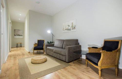 The Collection Barcelona - Bright and modern 4bedroom with terrace in Las Ramblas P2 - Photo 13