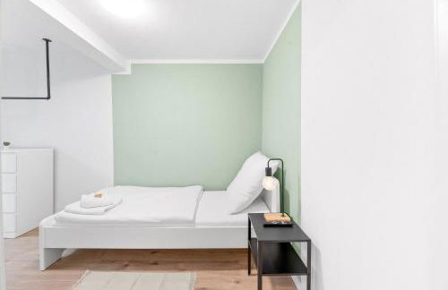 Moderne Monteurwohnungen in Nürtingen Zentrum Kitchen, Wifi, Smart TV - Photo 44