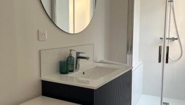 Appart POP 1 Centre ville calme avec parking public - Foto 3