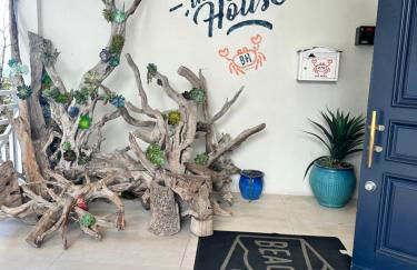 South Florida Spacious Oasis 4BR Retreat with 2 King Beds, Amazing Pool, near Beaches - Photo 15