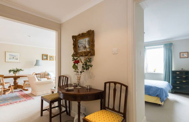 Cosy 1-bed Battersea Riverside Apartment - Foto 2