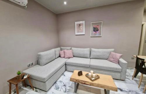 E&D Apartments - Photo 4