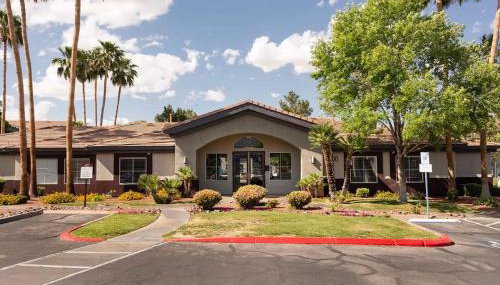 New! Stylish and peaceful Apt in Henderson - Foto 2