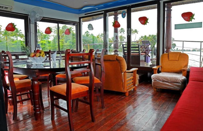 Lake India House Boats - Foto 2