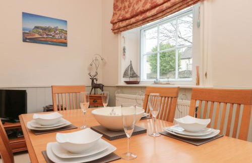 Apartment 1 Sneaton Hall - Photo 10