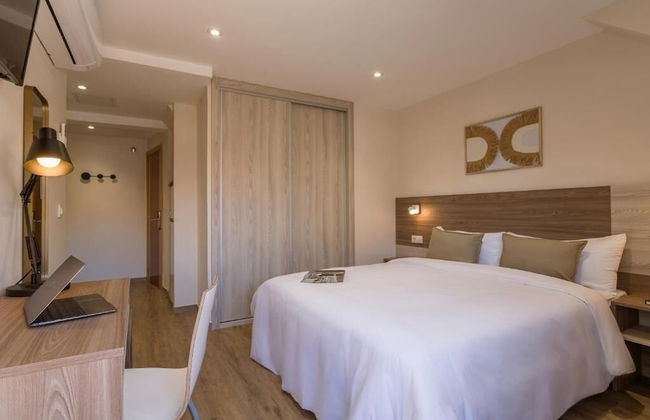 Vigo Bay Apartments by Olala Homes - Photo 3