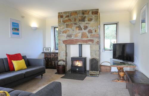 The Wellington - Photo 2