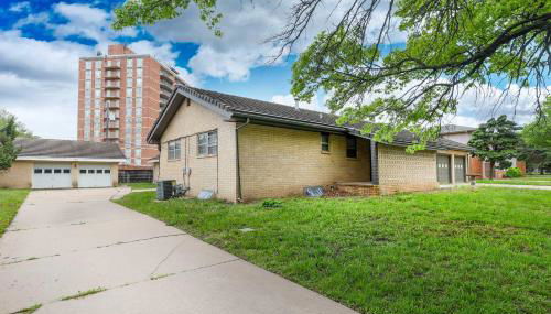 East Side Oasis 3BR 2 BA Coffee 5Min to Town East - Foto 4, Garden