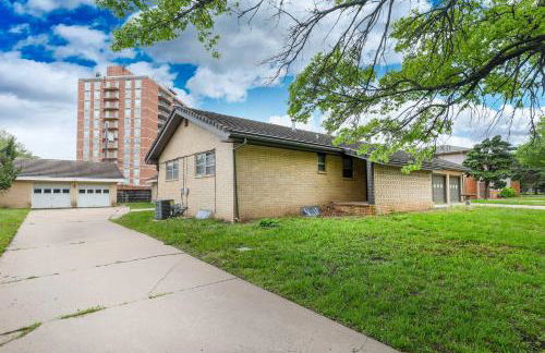 East Side Oasis 3BR 2 BA Coffee 5Min to Town East - Foto 4