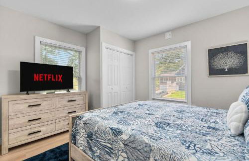 Waterfront Renovated Apartment - Foto 23