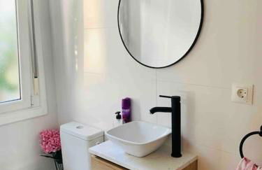 Acogedora casa recién reformada con jardín y wifi - Foto 22