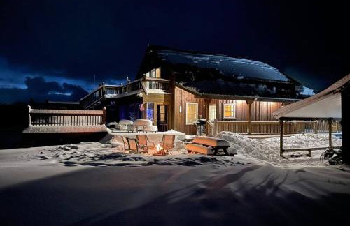 Spacious Salmon River Waterfront Lodge for 6 - Foto 55