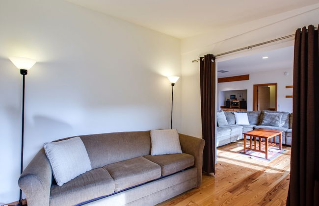 70MBR- Hot Tub - BBQ - Wi-Fi - Pets Ok - Sleeps 8 - Foto 9