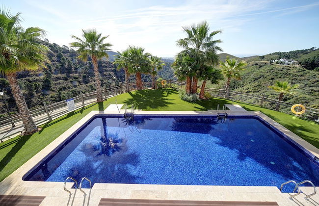 A Beautiful Modern Two Bedroom Villa - Foto 28