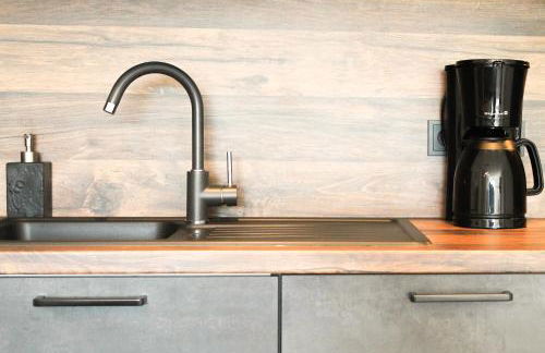 Marvel-Apartment - für Freunde & Familien, stadtnah, Parkplatz, E-Ladestation, Gitterbox für Fahrräder, Fitnessstudio, digitale Gästemappe mit Restaurant- und Unternehmenstipps - Foto 17