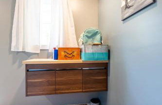 Charming Fountain Square Home 2 Bedroom BBQ Family Friendly - Foto 31