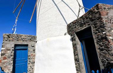 Lioyerma Windmill Villa With Outdoor Hot Tub - Photo 24