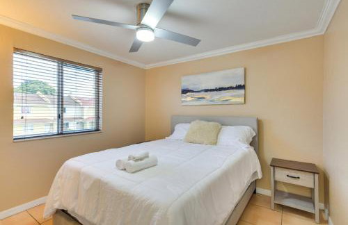 5 Mi to Hard Rock Stadium! Convenient World Cup HQ - Foto 16