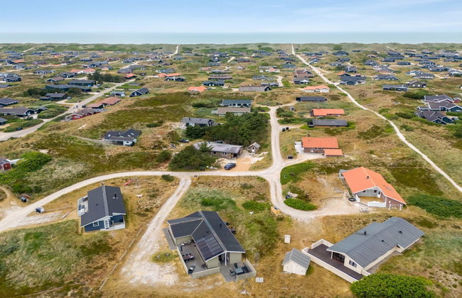 "Drifa" - 600m from the sea - Photo 4
