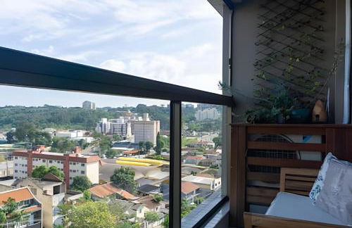 Perto do Barigui • Varanda c/ Churrasqueira - Foto 8