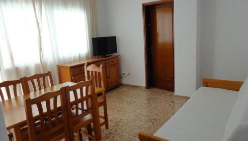 Apartamentos Cala Llonga - Foto 5