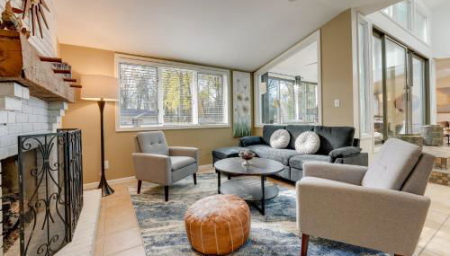 Cassopolis Vacation Home - Walk to Diamond Lake! - Foto 2