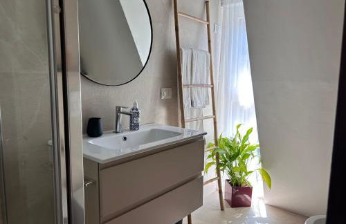 Easy Isola, for an easy stay - Foto 41