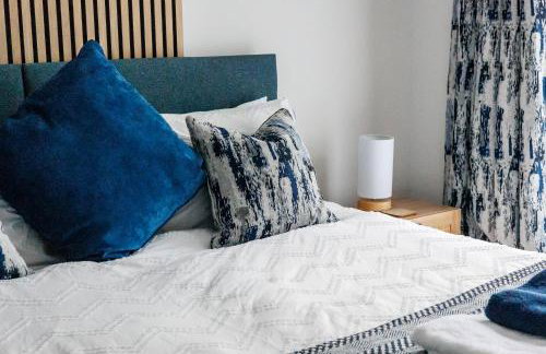 Modern, comfy Town centre gem, near beach, parking - Foto 41