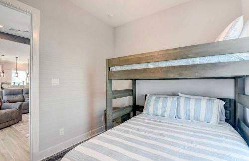 Private Dock and Patio Waterfront Galveston Retreat - Photo 24